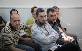 משפחת לוברסקי בבית המשפט (צילום: הדס פרוש, פלאש 90)