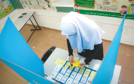 קלפי בכפר קאסם (צילום: רועי אלימה, פלאש 90)