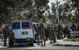 כוחות הביטחון בעוטף עזה (צילום: ג'מאל עוואד, פלאש 90)
