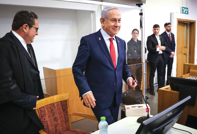 נתניהו בבית המשפט (צילום:  פול קוקו)